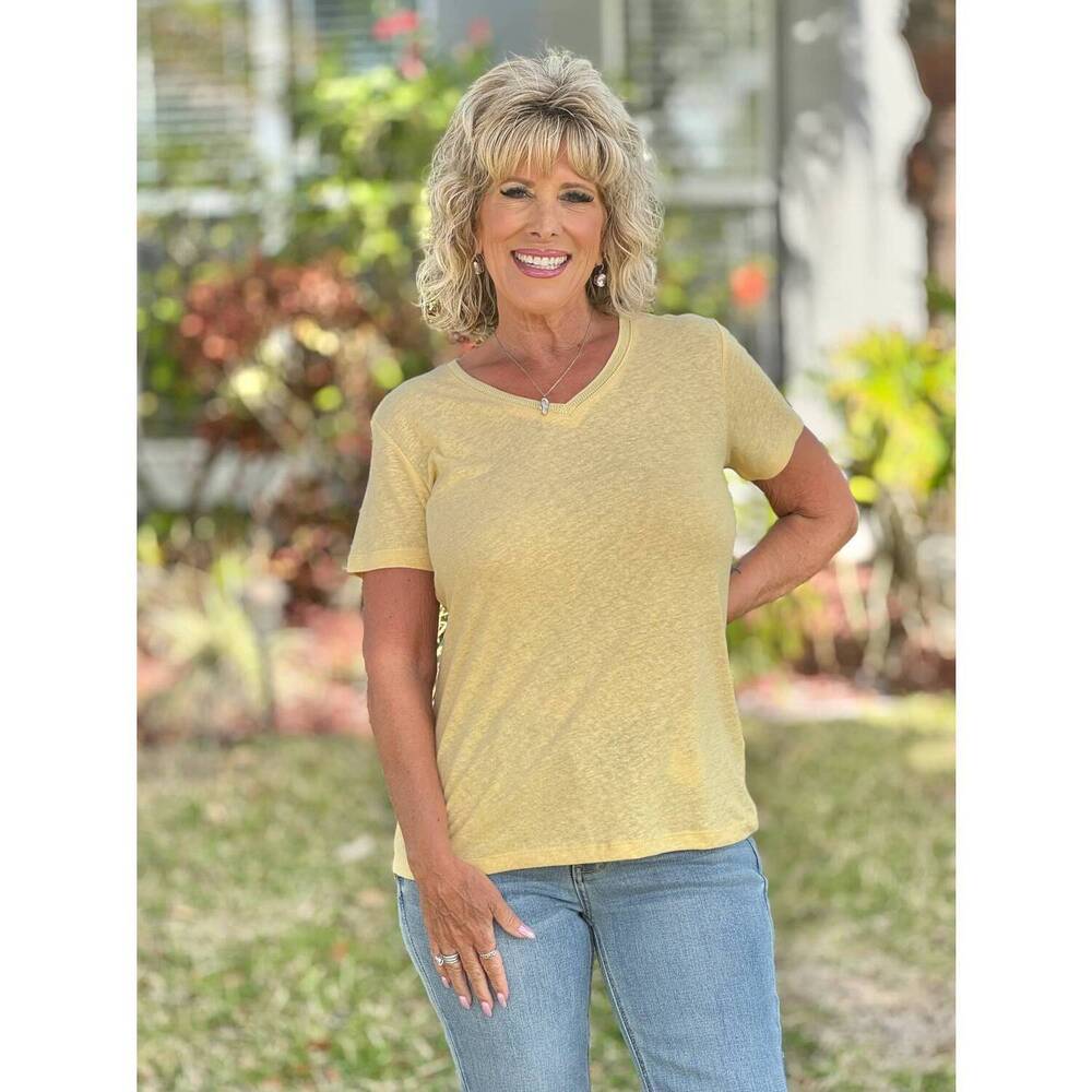 NEW CHARLIE B dove tee in sunshine